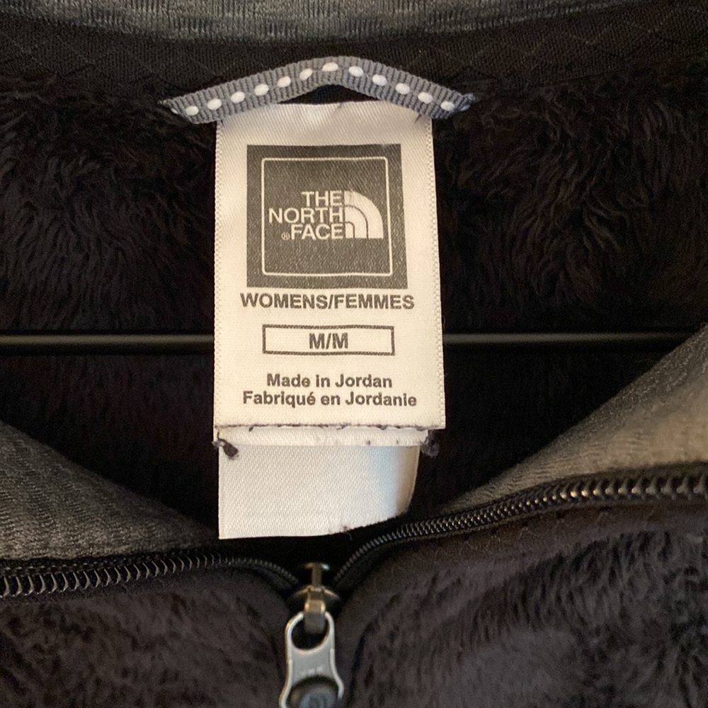 The North Face Quarter Zip Fleece Top - Picture 2 of 3